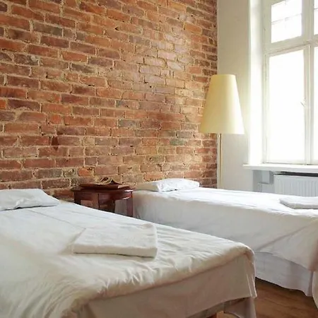 Hostel 16eur - Fat Margaret's
