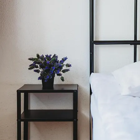 16eur - Fat Margaret's