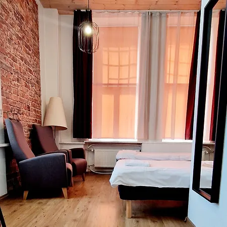 Hostel 16eur - Fat Margaret's