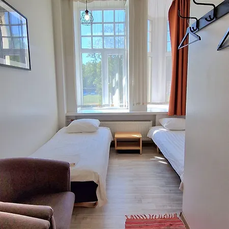 16eur - Fat Margaret's *