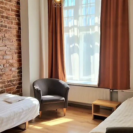 Auberge de jeunesse 16eur - Fat Margaret's *