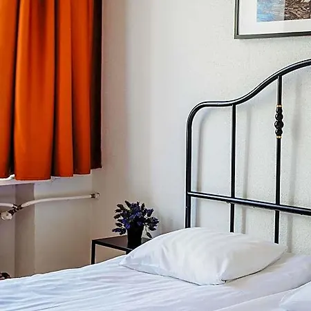 16eur - Fat Margaret's Hostel *