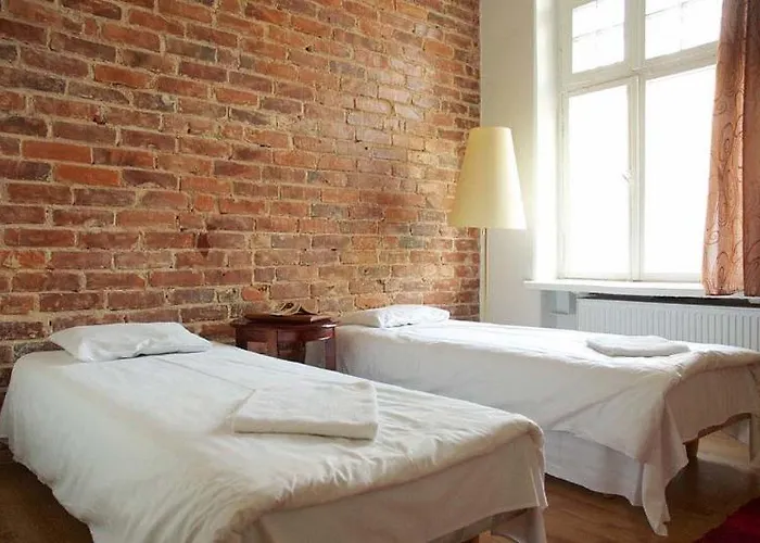 Hostal 16eur - Fat Margaret's