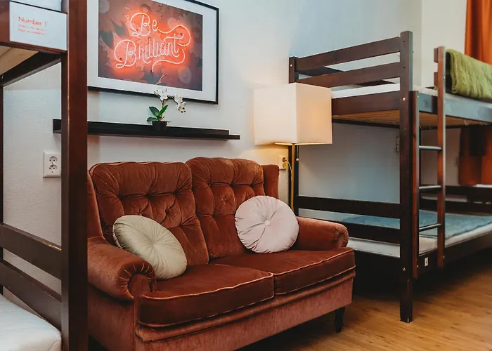 Hostel 16eur - Fat Margaret's Tallin