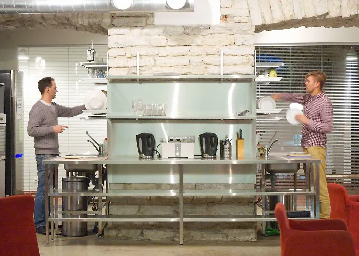 Hostel 16eur - Fat Margaret's Tallin