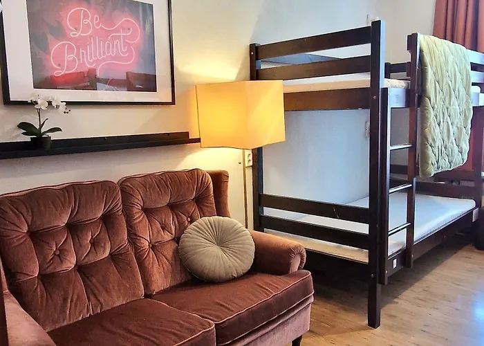 Hostel 16eur - Fat Margaret's