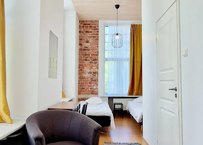 16eur - Fat Margaret's