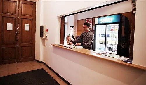 16eur - Fat Margaret's Hostal *