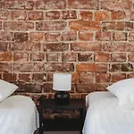 16eur ファット マーガレッツ ホステル
