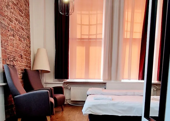 Hostel 16eur - Fat Margaret's